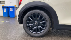 MINI Hatchback 1.5 Cooper II 3dr Petrol Hatchback